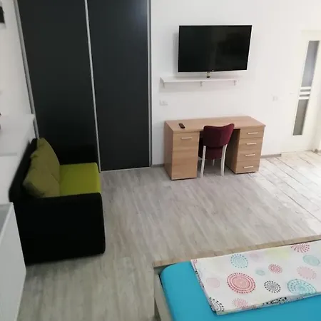 Apartment Mickhail Costinesti